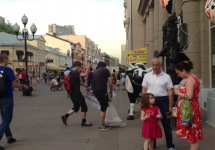 vlcsnap-2014-06-08-00h35m27s239