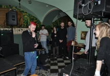 4OVzq9I2HrA
